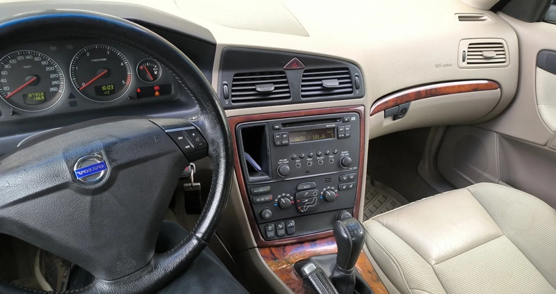 Volvo S60 cena 18000 przebieg: 188000, rok produkcji 2006 z Poznań małe 106